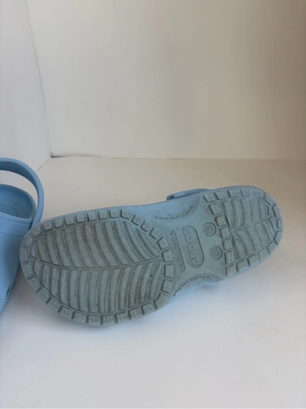 CROCS Kids Classic Clog - Light Blue Size 6